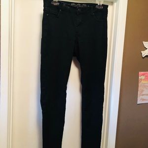 Black skinny jeans